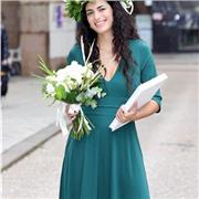 Laureata in Traduzione e Interpretariato (triennale) e Relazioni Internazionali e Studi Europei (magistrale), impartisco lezioni di inglese a studenti dalle elementari all'università